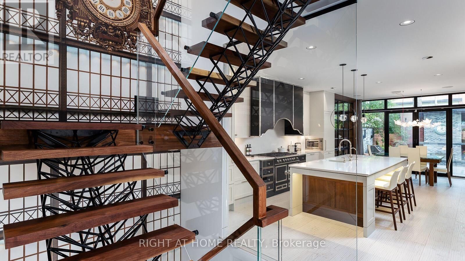 Property Photo:  53 Hazelton Avenue  ON M5R 2E3 