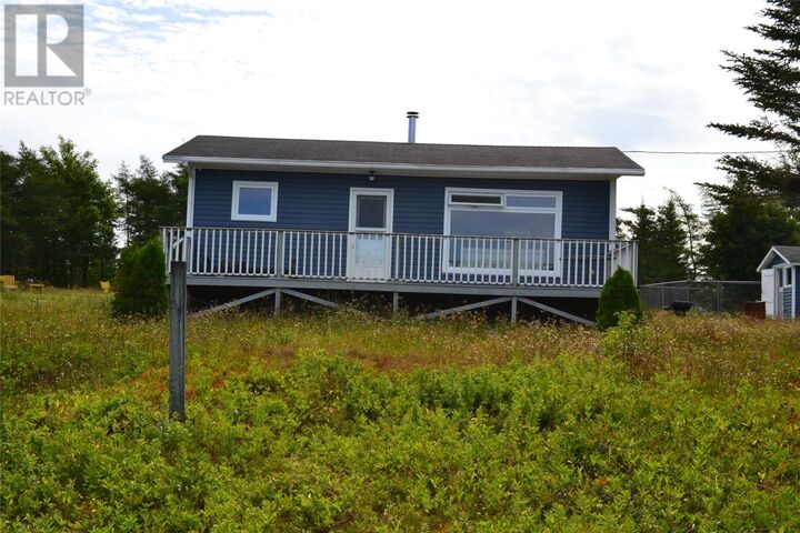 41 Juniper Crescent — photo 1
