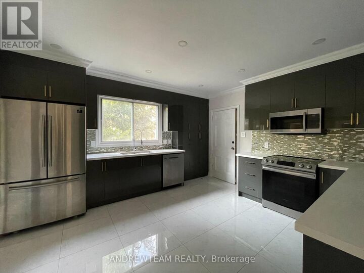 Property Photo:  3 Church Street South  ON L4C 1W1 