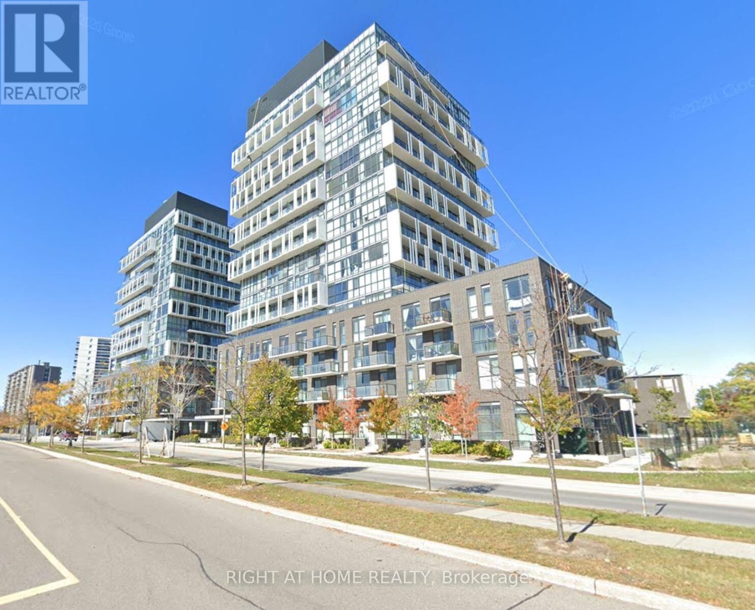 Property Photo:  150 Fairview Mall Drive 1001  ON M2J 0E7 