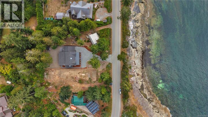 Property Photo:  729 Berry Point Road  BC V0R 1X1 