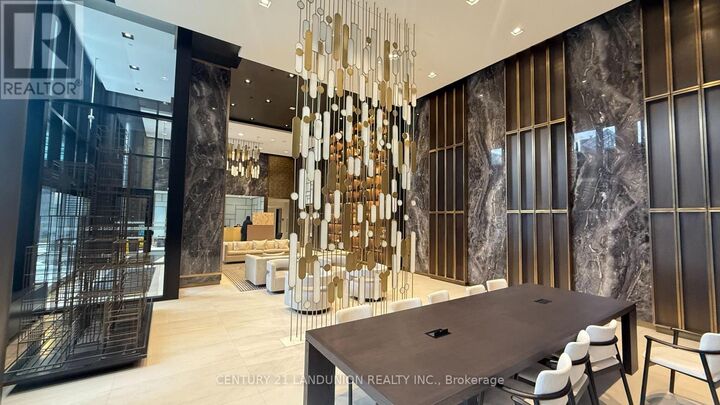 Property Photo: 117 Broadway Avenue 2411 ON M4P 1V3