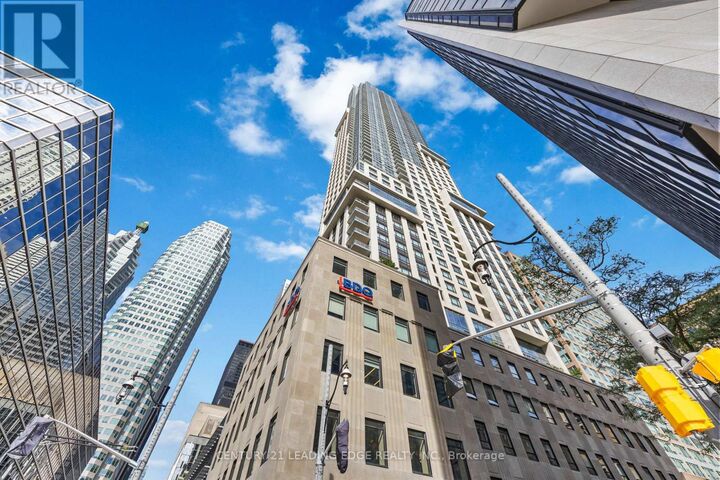 Property Photo:  88 Scott Street 2703  ON M5E 0A9 