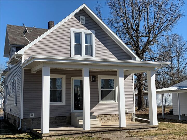 Property Photo: 111 N Edwards Street IL 62411