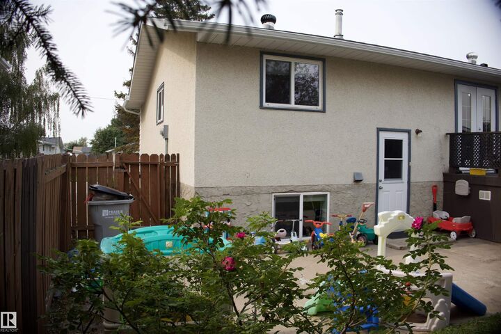 Property Photo: 10707 108 Ave AB T1P 1C7