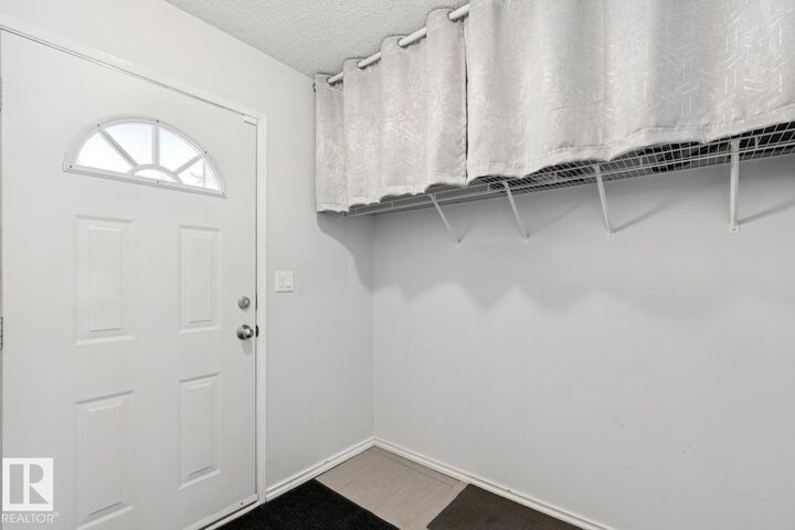 Property Photo:  6356 184 Street NW  AB T5T 2N8 