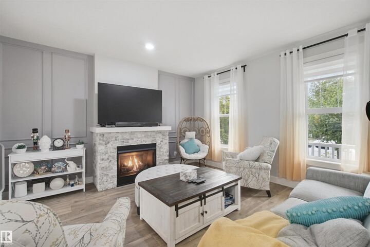Property Photo:  7603 Summerside Grande Boulevard SW  AB T6X 0V2 