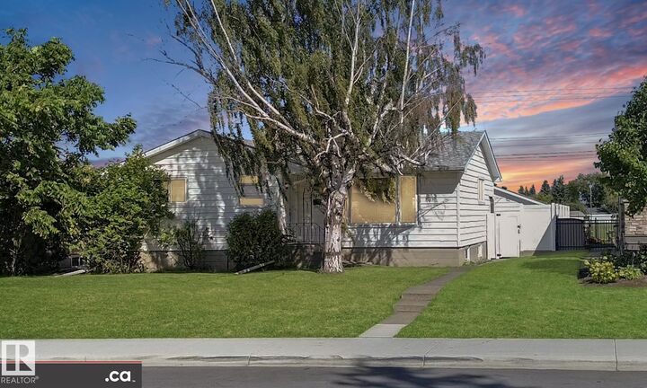 Property Photo: 9531 74 Street NW AB T6B 2B7