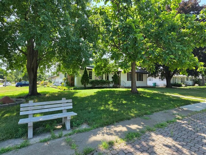 Property Photo: 4401 Woodbine Lane N MN 55429