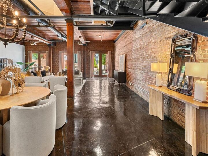 Property Photo: 320 Peters Street SW 10 GA 30313