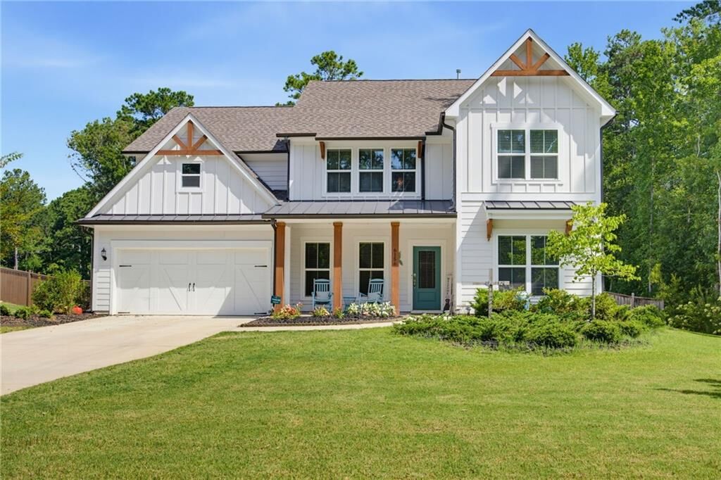 Property Photo: 6156 Collins Road NW GA 30101