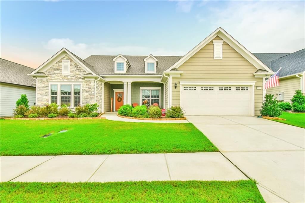 Property Photo:  5704 Miravista Way  GA 30548 