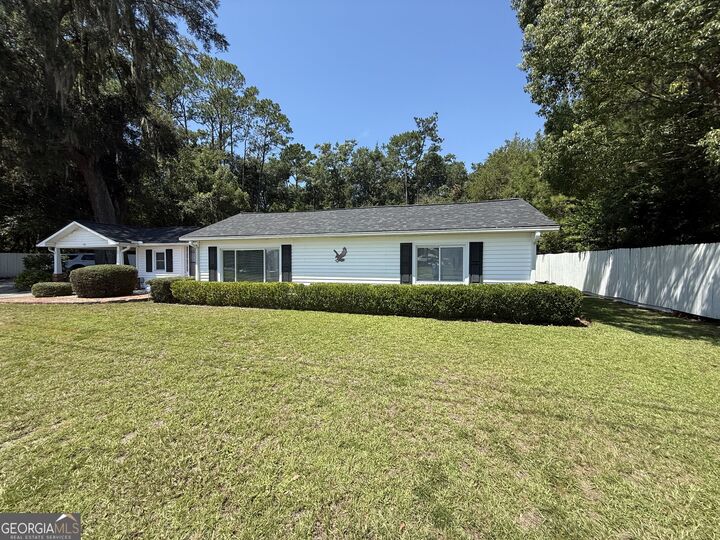 Property Photo:  209 Bradwell Street  GA 31313 