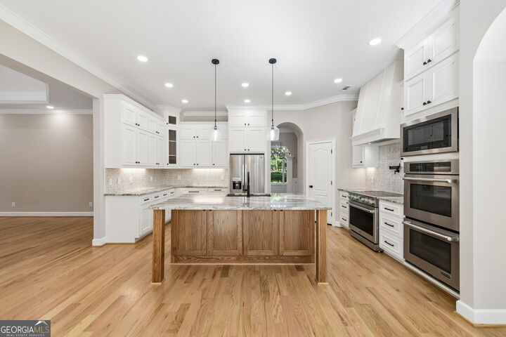 Property Photo:  2431 Rabbit Farm Circle  GA 30052 