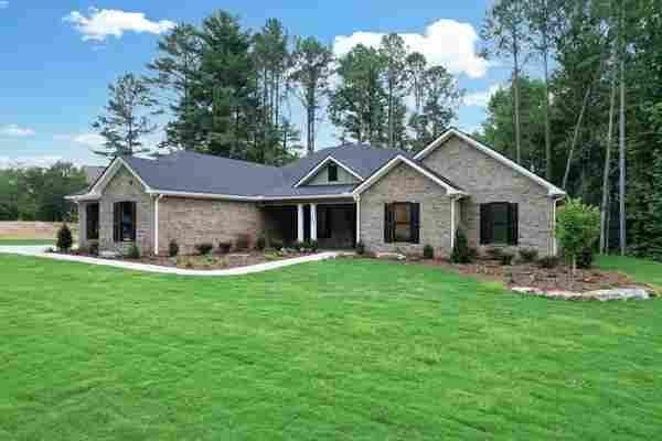 Property Photo:  1696 Ridgeview Drive  GA 30720 