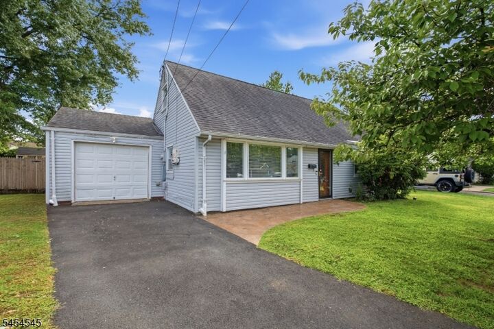 Property Photo:  17 Joanna Pl  NJ 07067 