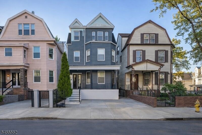 Property Photo:  226 N 9th St  NJ 07107 