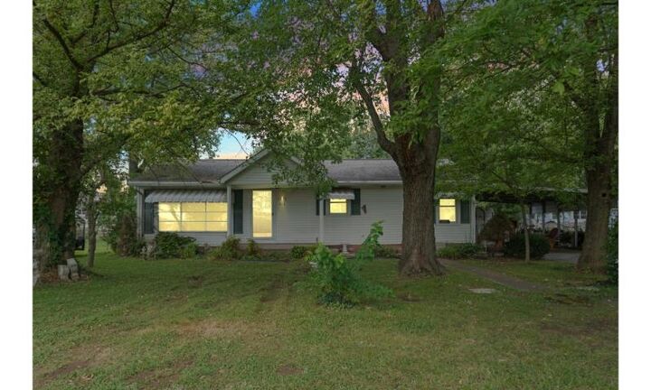 Property Photo: 411 Fair Street KY 42420