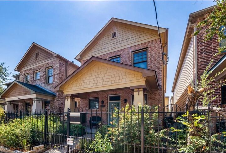 Property Photo:  5303 Nett Street A  TX 77007 