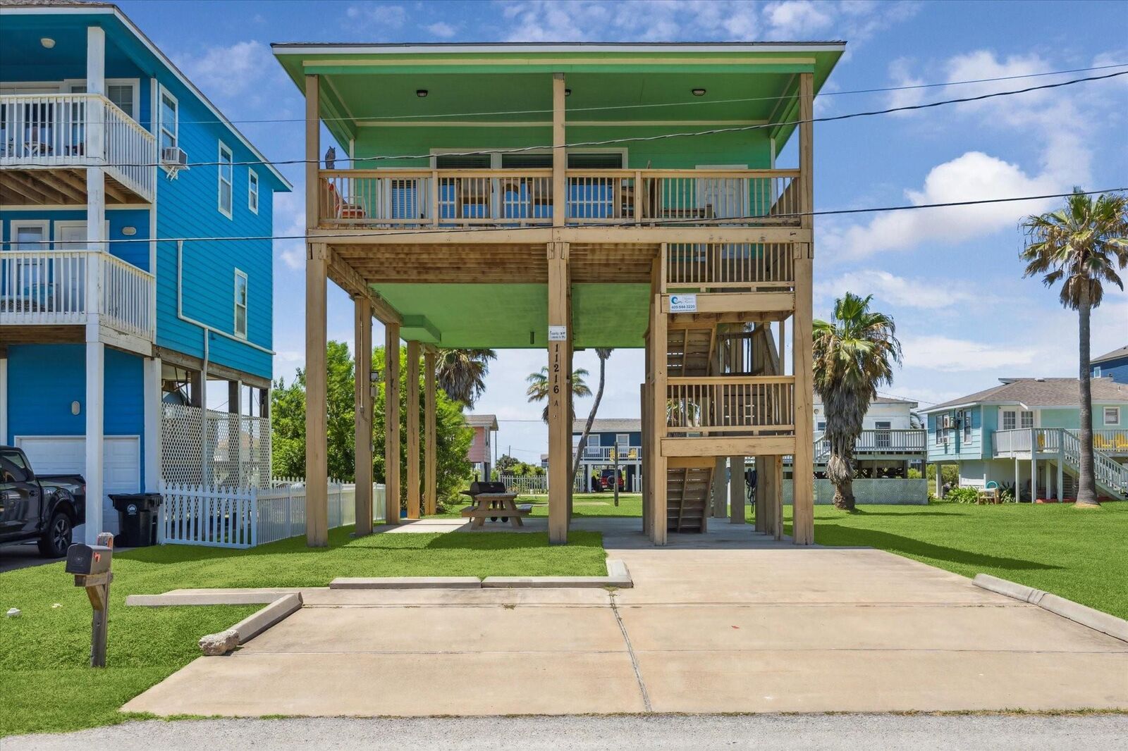 Property Photo: 11216 Reagor Way TX 77554