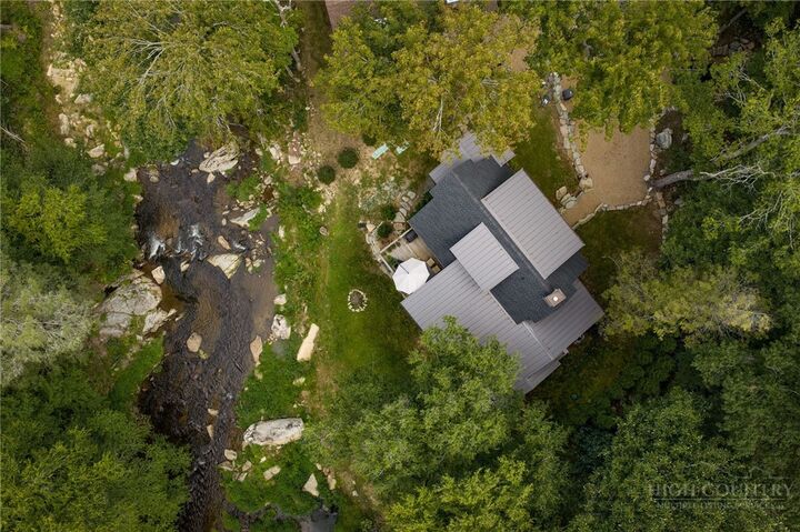 Property Photo:  148 River Haven Drive  NC 28604 
