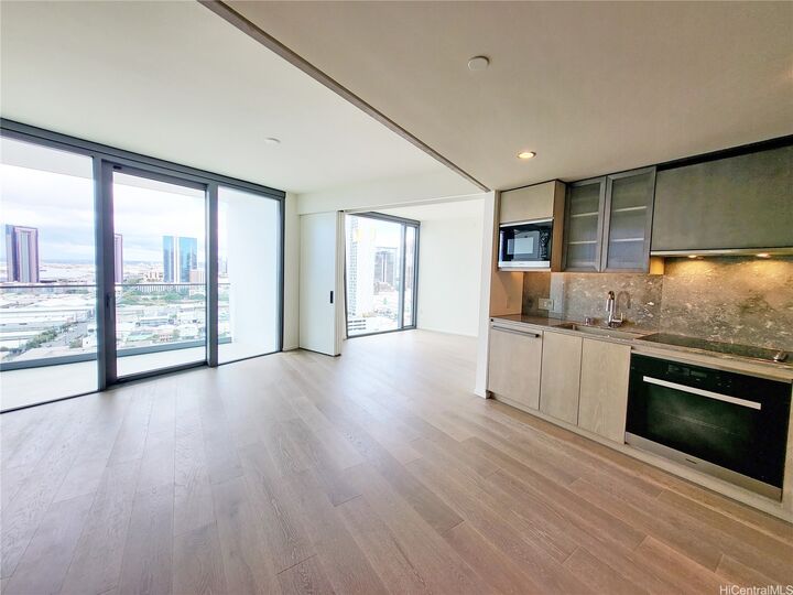 Property Photo: 1000 Auahi Street 2003 HI 96814