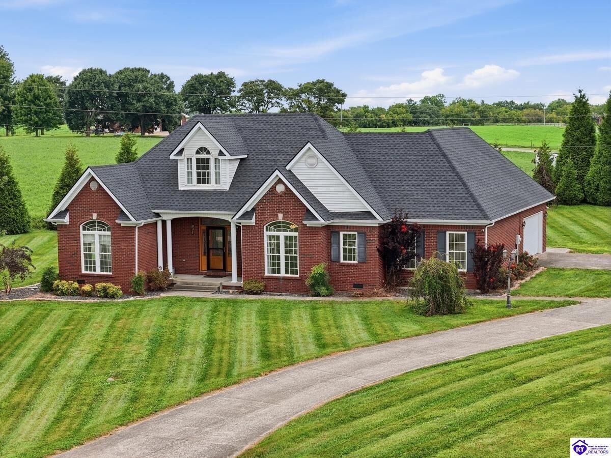 Property Photo:  1009 Colvin Court  KY 40008 
