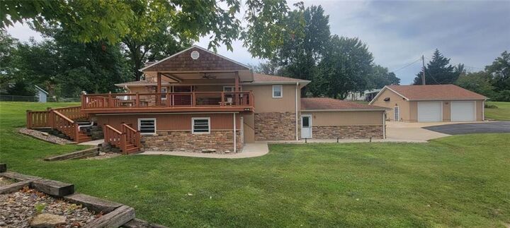 Property Photo:  5001 NW High Drive  MO 64150 