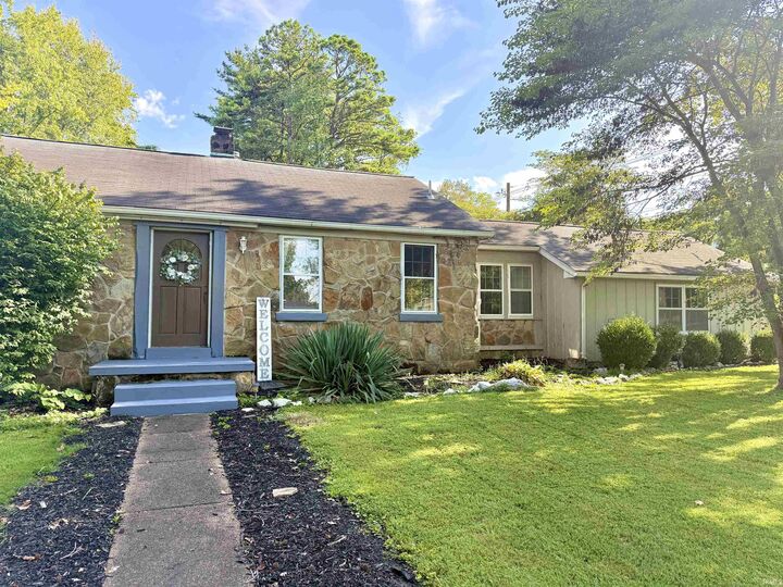 Property Photo: 7401 Adams Avenue IN 47715