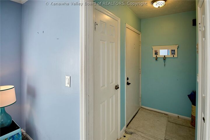 Property Photo:  103 Saddlehorn Road  WV 25314 