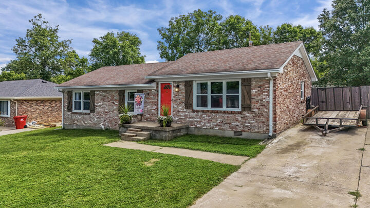 Property Photo: 110 Briarwood Drive KY 40356