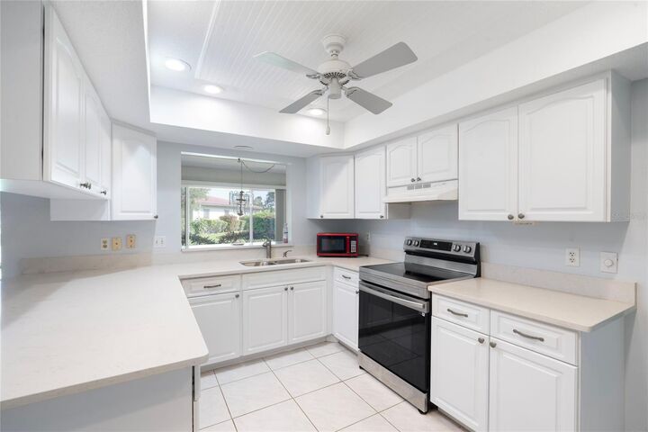 Property Photo: 883 Shamrock Boulevard 9 FL 34293