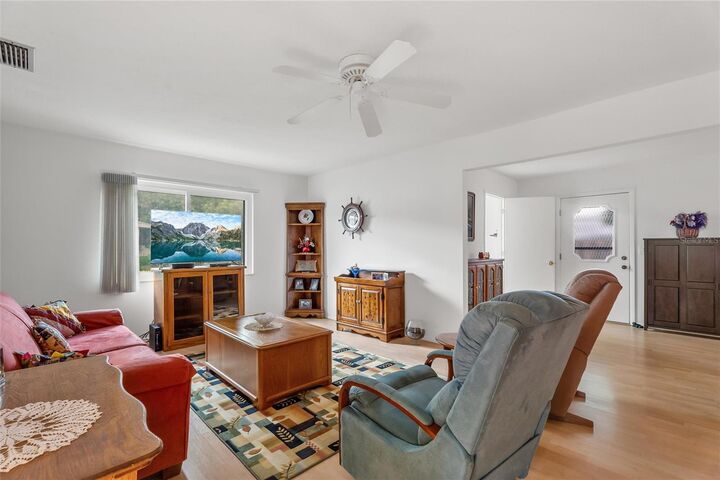 Property Photo:  773 Vivienda South Court 8  FL 34293 