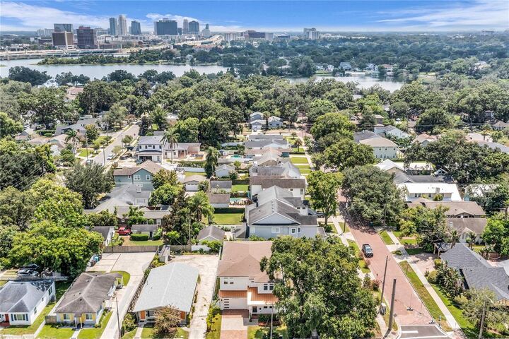 Property Photo: 330 W Princeton Street FL 32804