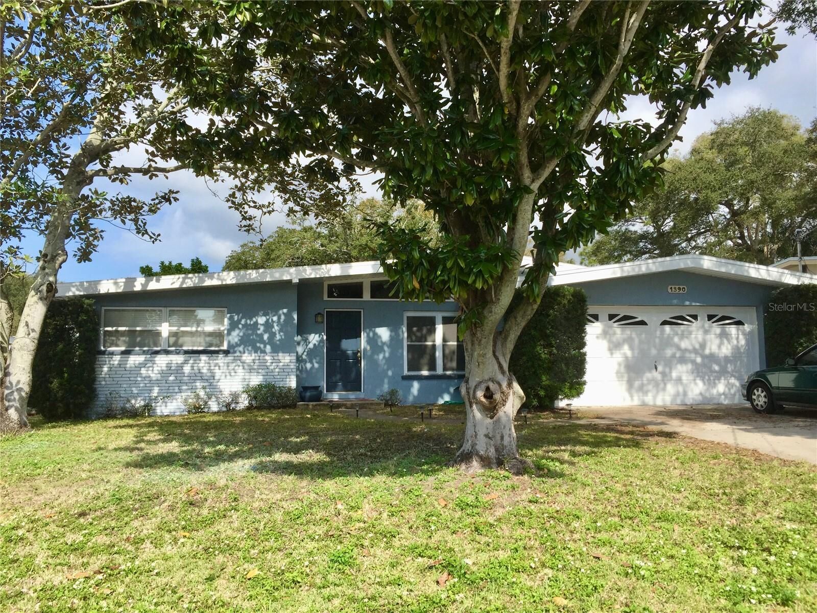 Property Photo:  1390 Satsuma Street  FL 33756 