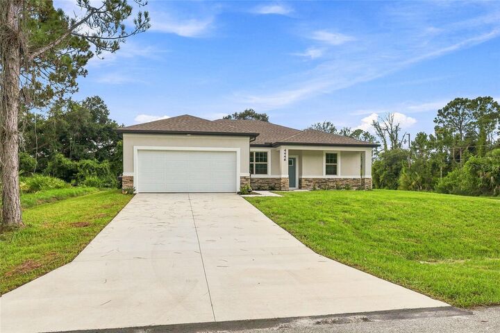 Property Photo: 4446 Laratonda Road FL 34291