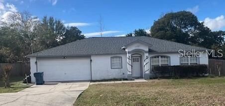 Property Photo:  330 Hickory Avenue  FL 32763 