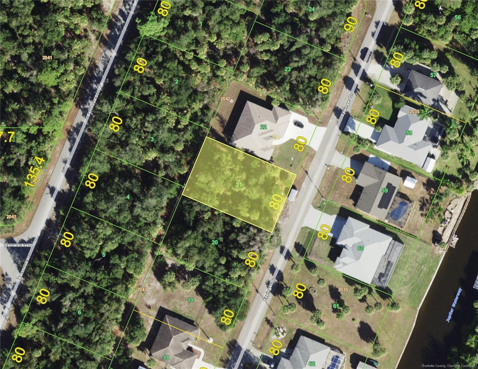 Property Photo: 487 Eppinger Drive FL 33953