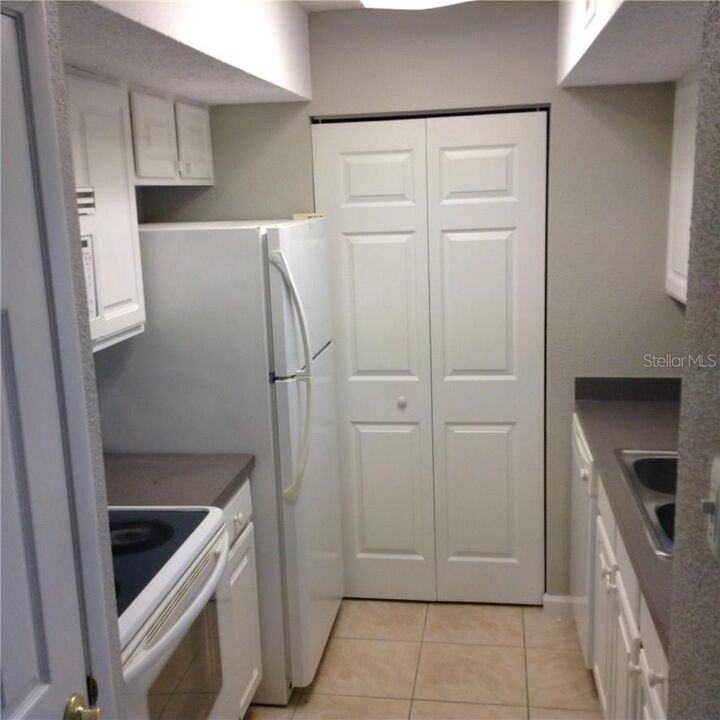 Property Photo:  3716 Idlebrook Circle 110  FL 32707 