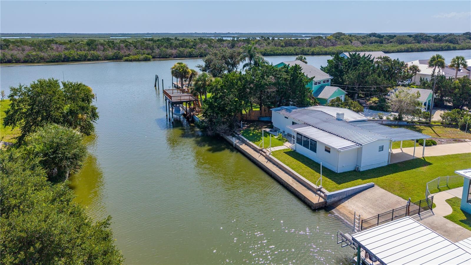 Property Photo: 286 Randle Avenue FL 32759