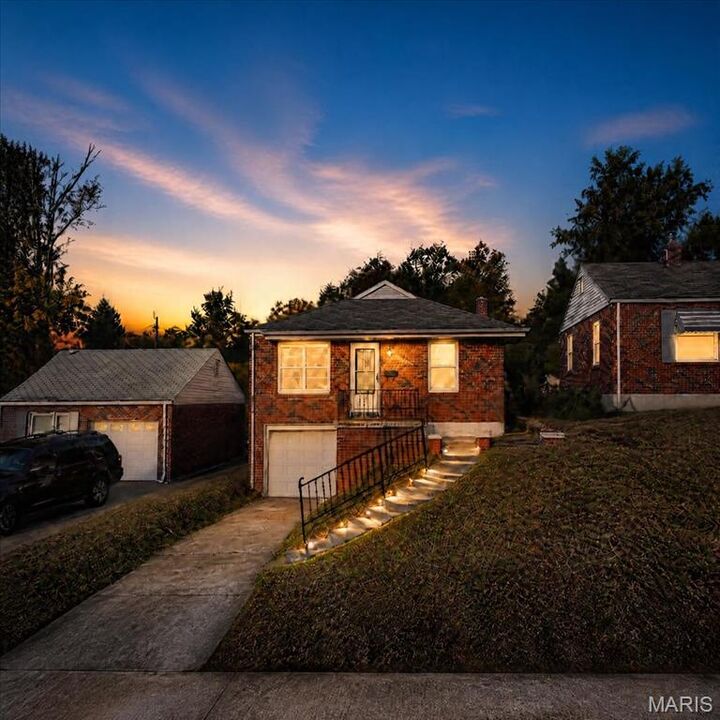 Property Photo:  4707 Roxie Street  MO 63121 