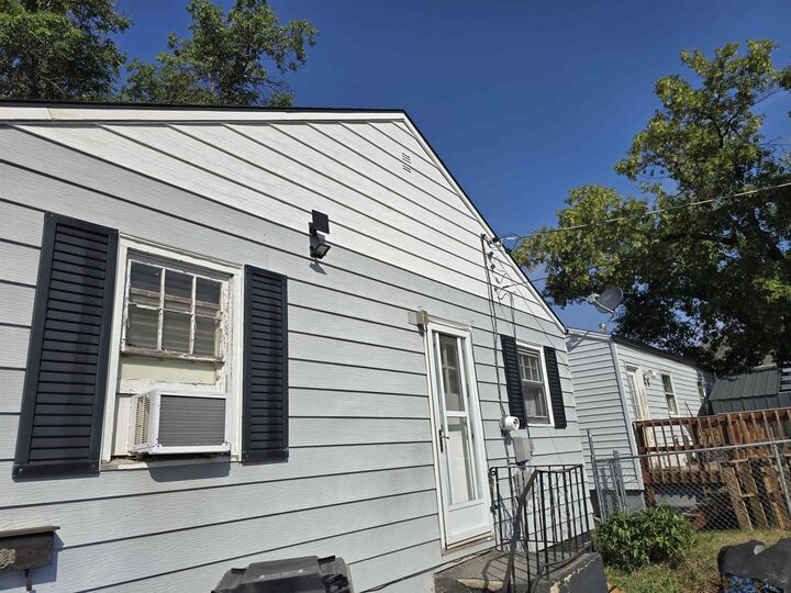 Property Photo:  1205 7th Ave NE  ND 58703-0000 