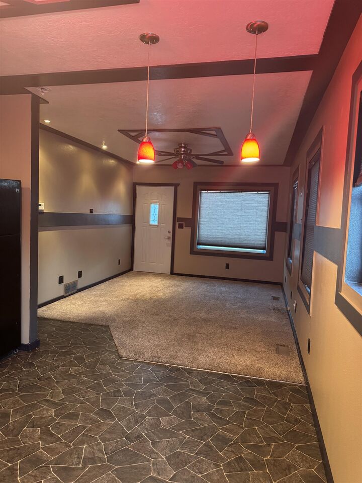 Property Photo:  521 13th St NW  ND 58703 