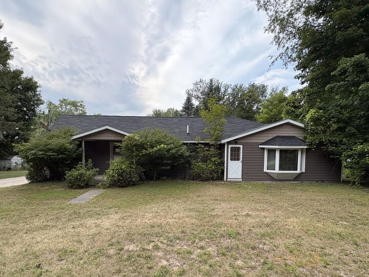Property Photo: 807 Josephine Street MI 49727