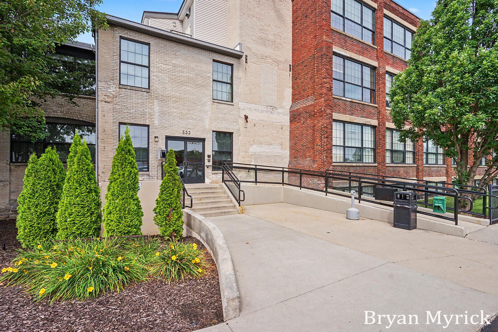 Property Photo: 533 Columbia Avenue MI 49423
