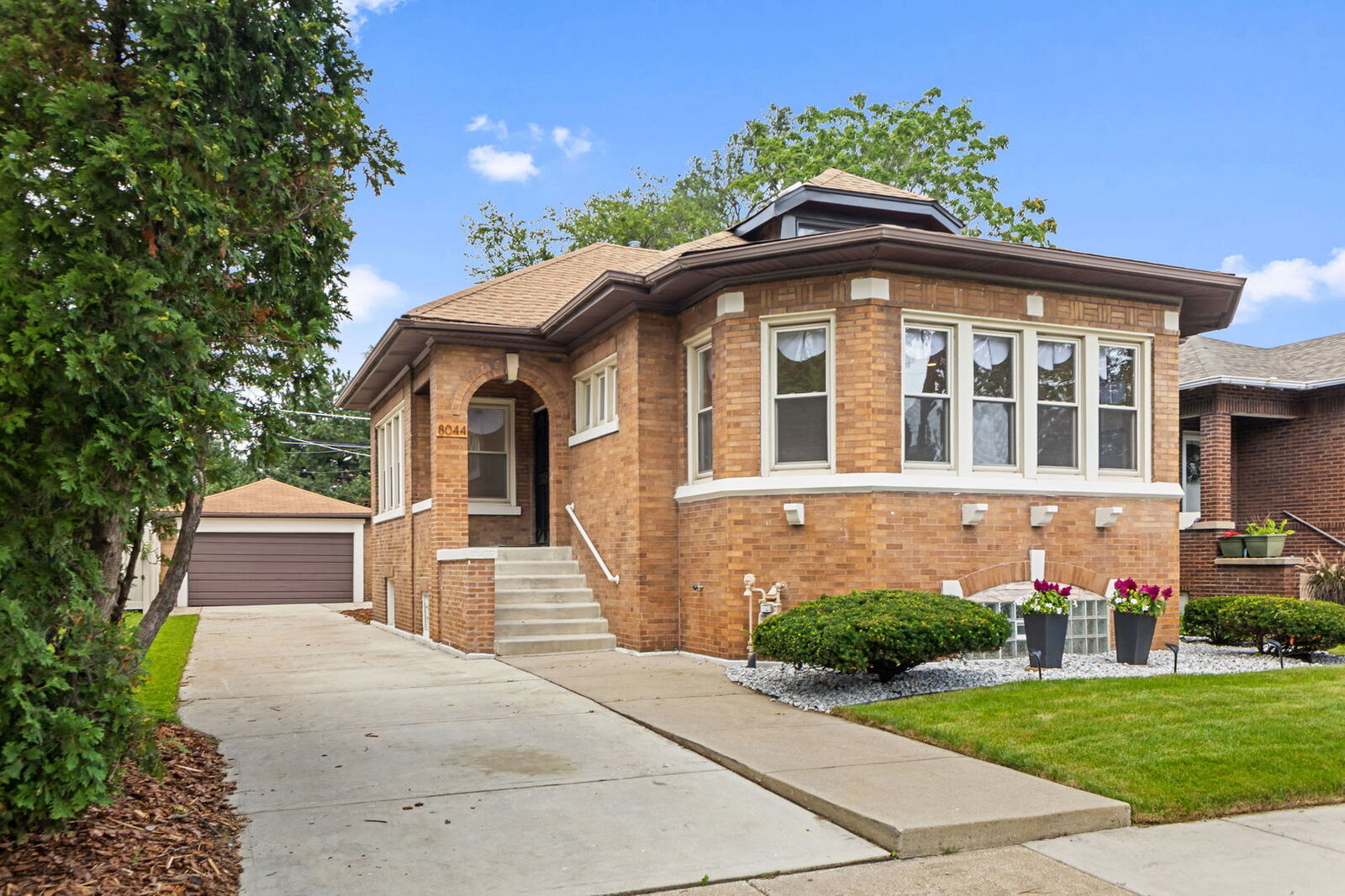 Property Photo: 8044 S Harper Avenue IL 60619