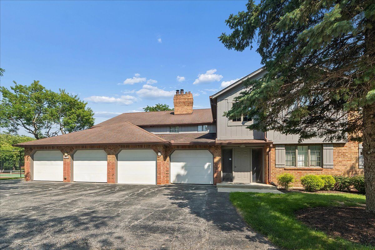 Property Photo:  13259 S Country Club Court 2A  IL 60463 