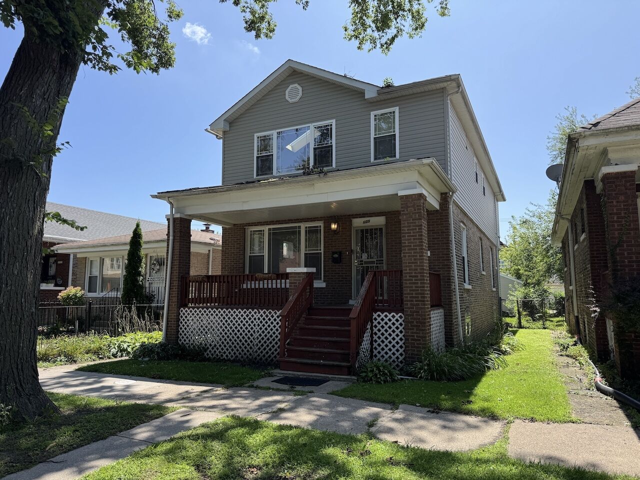 Property Photo: 609 E 89th Street IL 60619