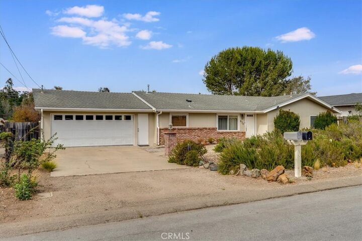 Property Photo:  630 Manzanita  CA 93402 