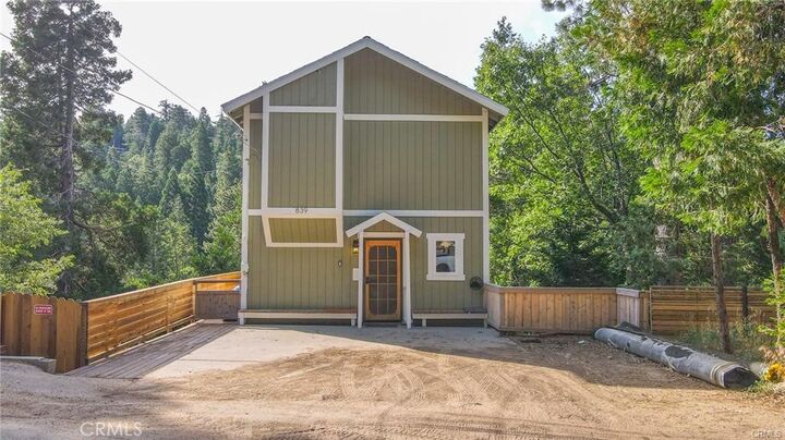 Property Photo: 839 Virginia Court CA 92352